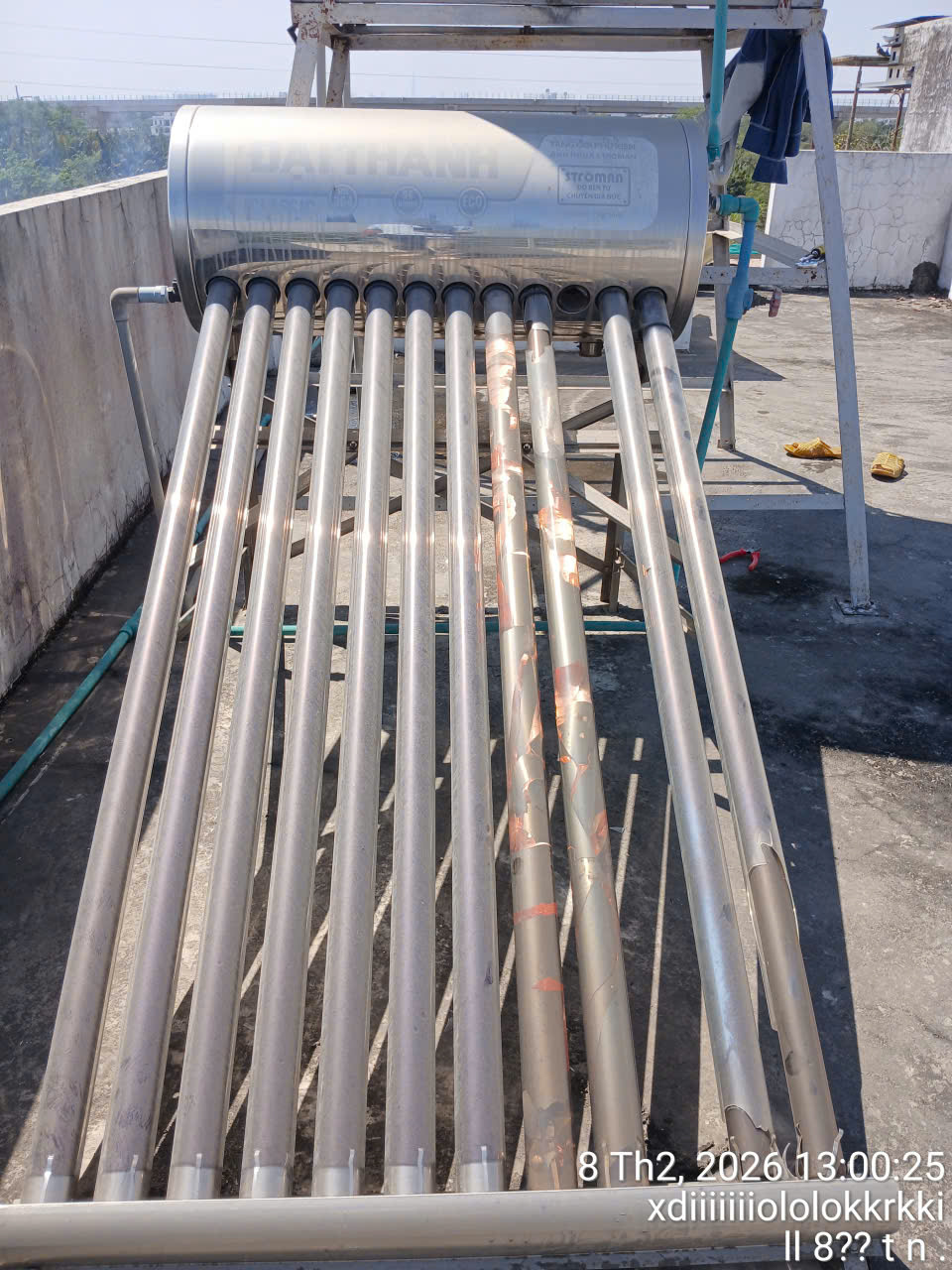 Sửa máy bị hút móp bình bảo ôn do tắc thông hơi tại Quận 8