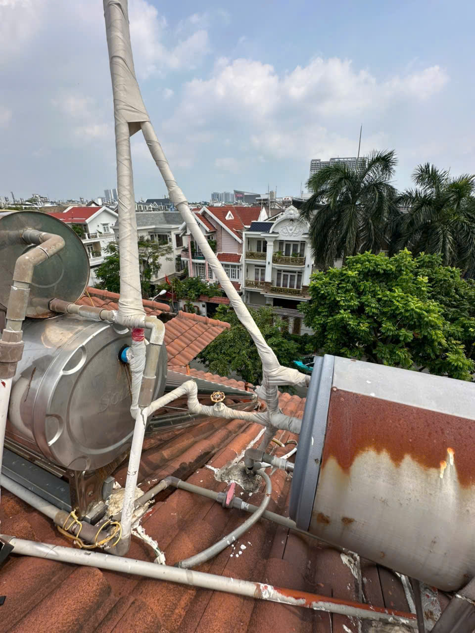 Thay van một chiều, phao cơ tại Hóc Môn - Kỹ thuật viên chuyên nghiệp