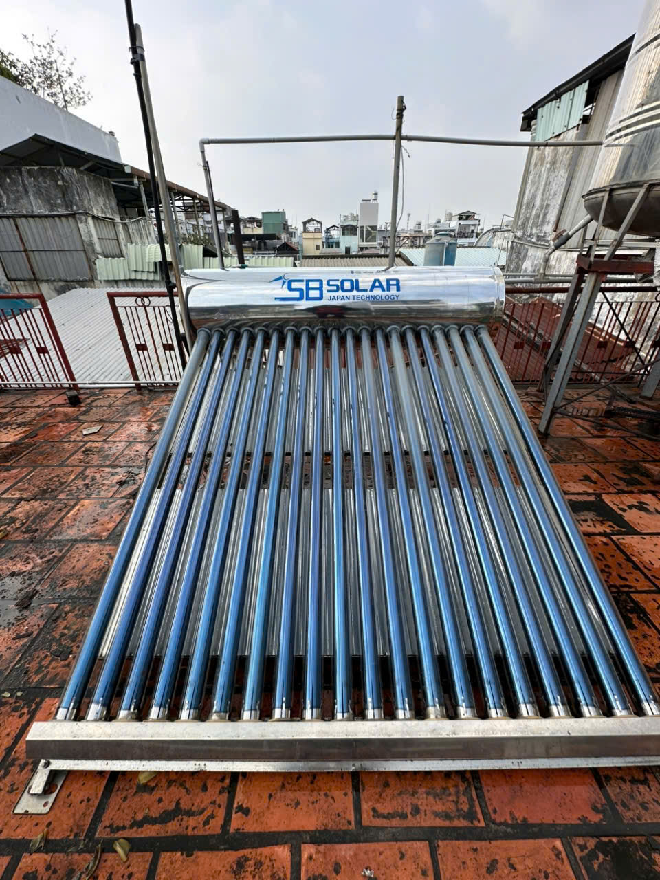 Lắp đặt Hệ thống Nước Nóng Trung tâm Heat Pump Hiệu suất Cao tại Quận 11