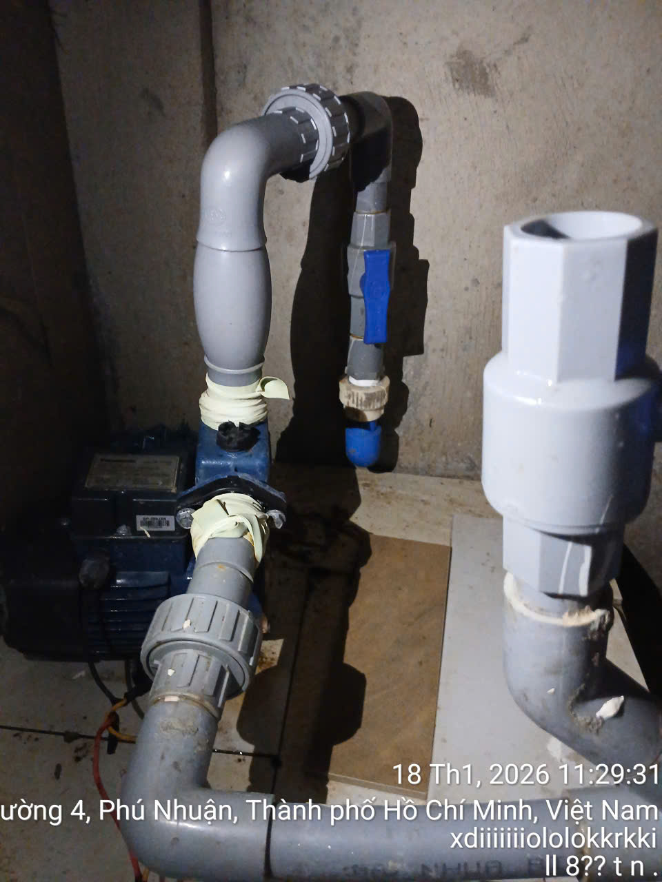 Sửa máy năng lượng mặt trời Đại Thành rò rỉ tại TP Thủ Dầu Một: Giải pháp hoàn hảo và tiết kiệm